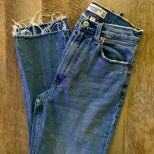 Abercrombie & Fitch “Curve Love” Ultra High Rise Ankle Straight Jeans.
